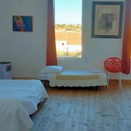 D'hotes Au Domaine Du Soleil Couchant